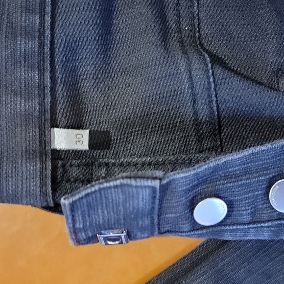 Authentic Dior Japan Skinny Slim Jeans - Picture 3 of 12